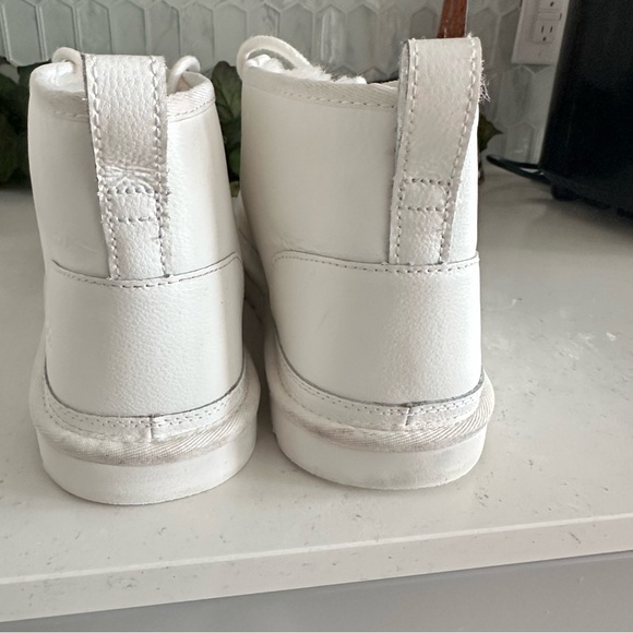 UGG NEUMEL CHOPD PEBBLED WHITE LEATHER BOOTS - Men’s 13 - Picture 4 of 13
